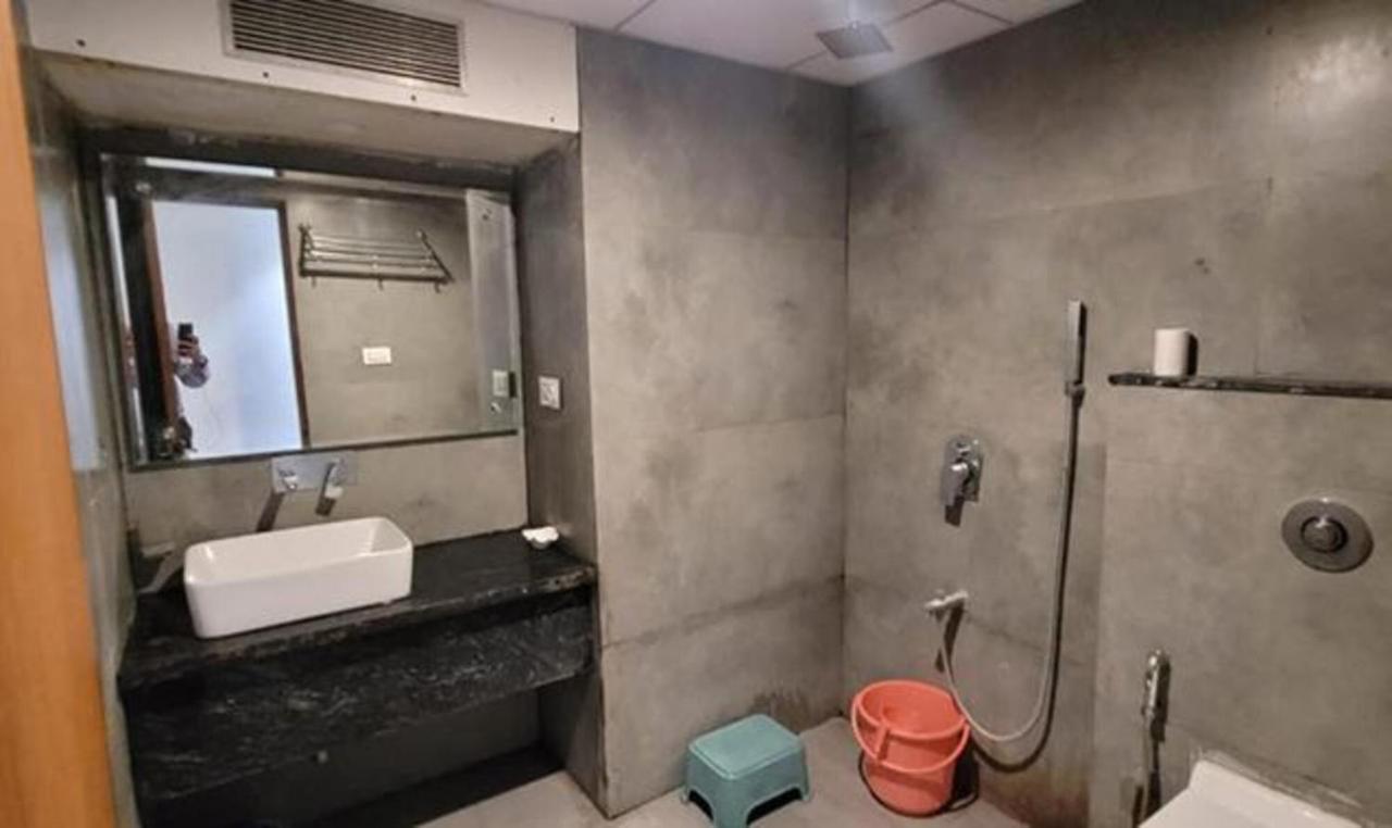Fabhotel Prime Sapphire Regency Вадодара Экстерьер фото