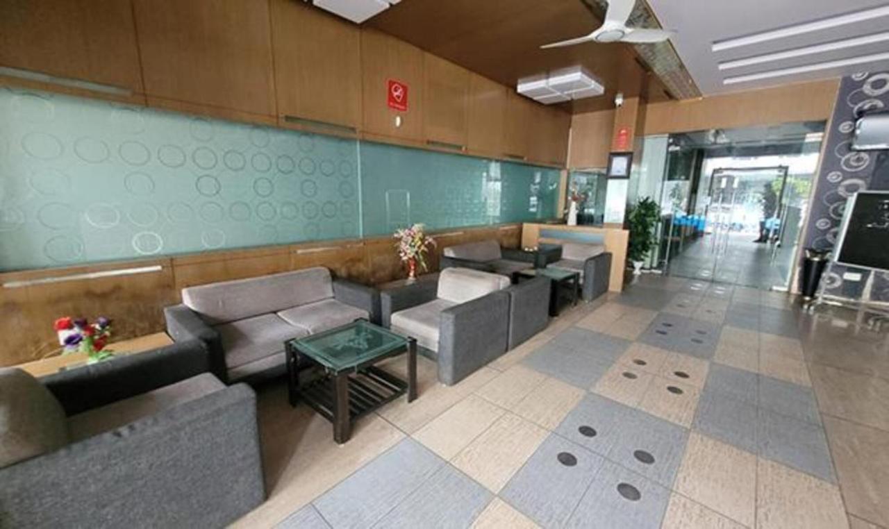 Fabhotel Prime Sapphire Regency Вадодара Экстерьер фото